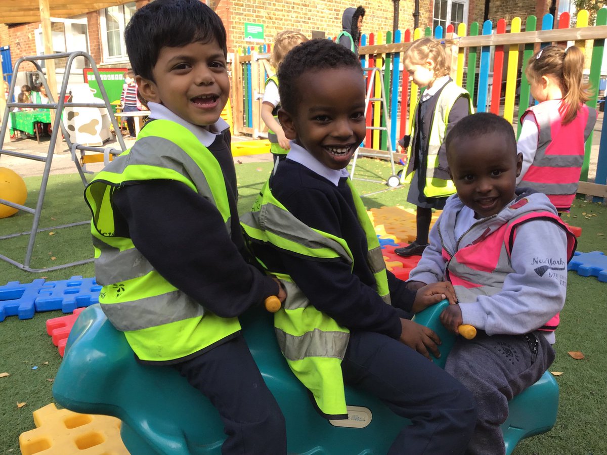 fircroftschoolEYFS tweet media