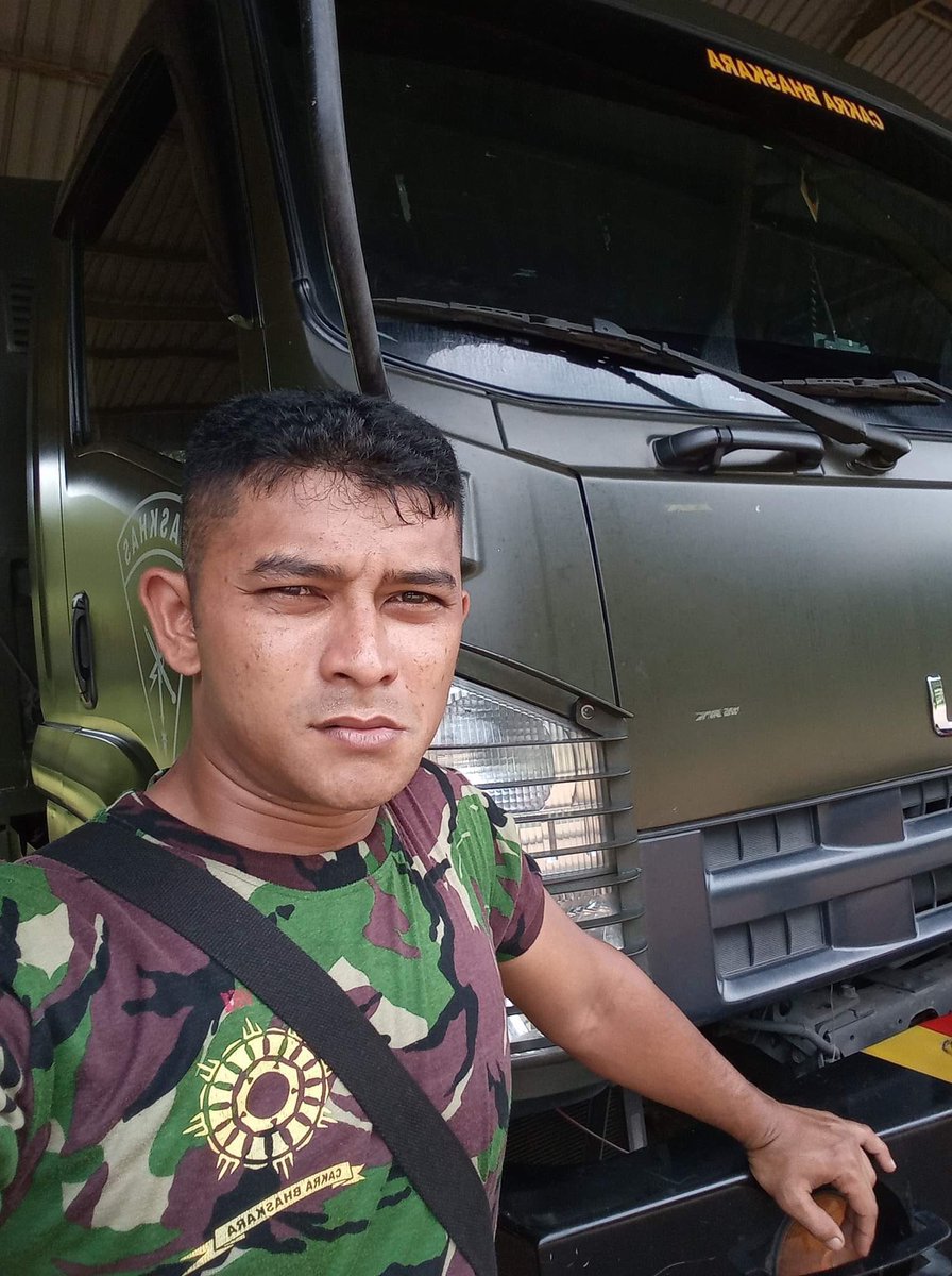 alvsrv's tweet photo. Military daddy na malungkot sa buhay at naghahanap ng mainit na tumbong. #muscle #gay #bayot #bading #worsethananimals #hima #tamod #burnik #jakol #libog #borta jennifer aniston #titi #burat #bakla #chupa #kantot #hiv #aids #hada #booking #singit #armpit #nipple #pecs #gayasian https://t.co/kUhDx6nETD