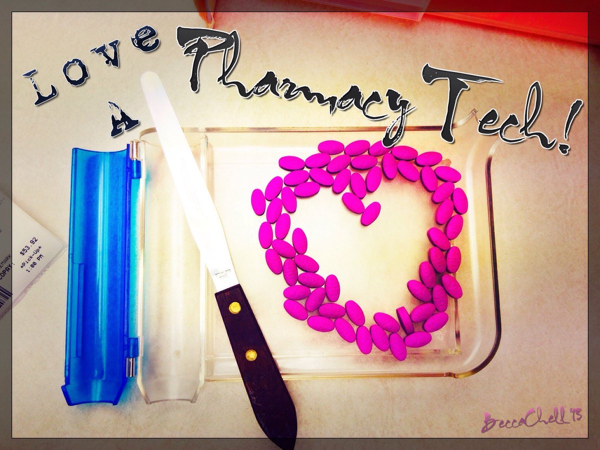 gsccwellness's tweet photo. Today is the National Pharmacy Technician Day! We thank our pharmacy and clinic staff who help our clinic run smoothly! #NPTD #pharmtechday #buildinghealthypeople https://t.co/QtWgqVIFYV
