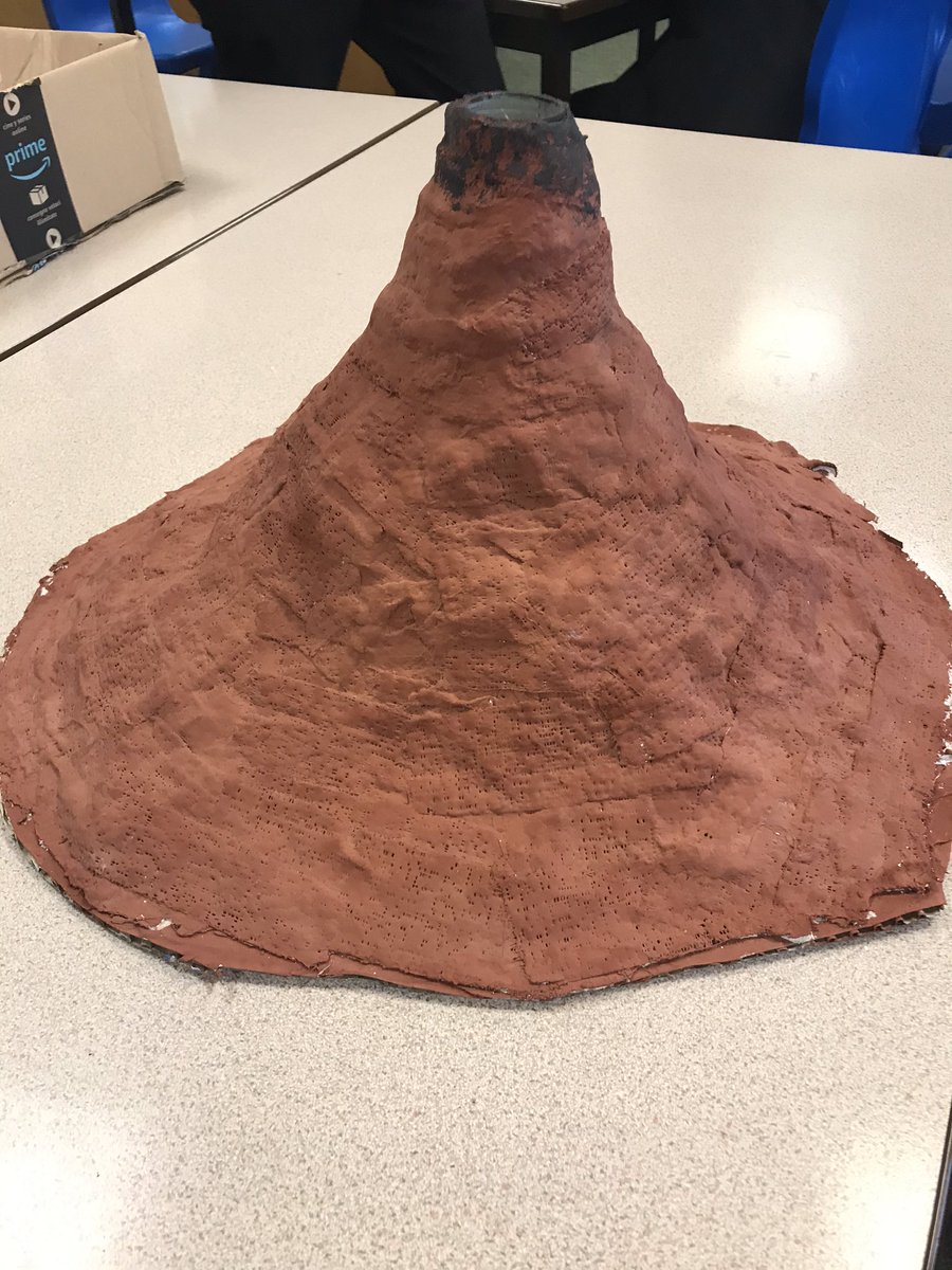 WalesGeography's tweet photo. Couldn’t eat these cakes but nonetheless, still very impressive!! Y9 have really raised the bar this year #volcanoproject #topgeographers https://t.co/5M4VnShOrv