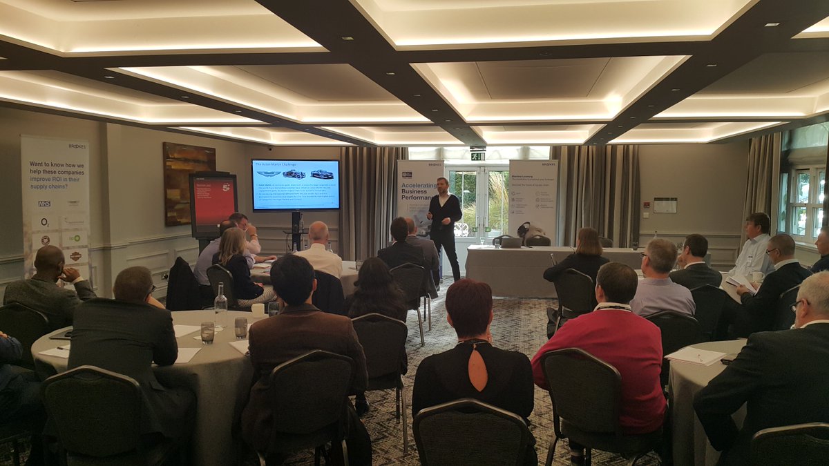 SO99UsersUK's tweet photo. Showing systems that work at the RICHMOND SUPPLY CHAIN FORUM. #brookes #supplychain @richmondevents @martingwoodward @BrookesSCS https://t.co/Y7v0mqQGsH