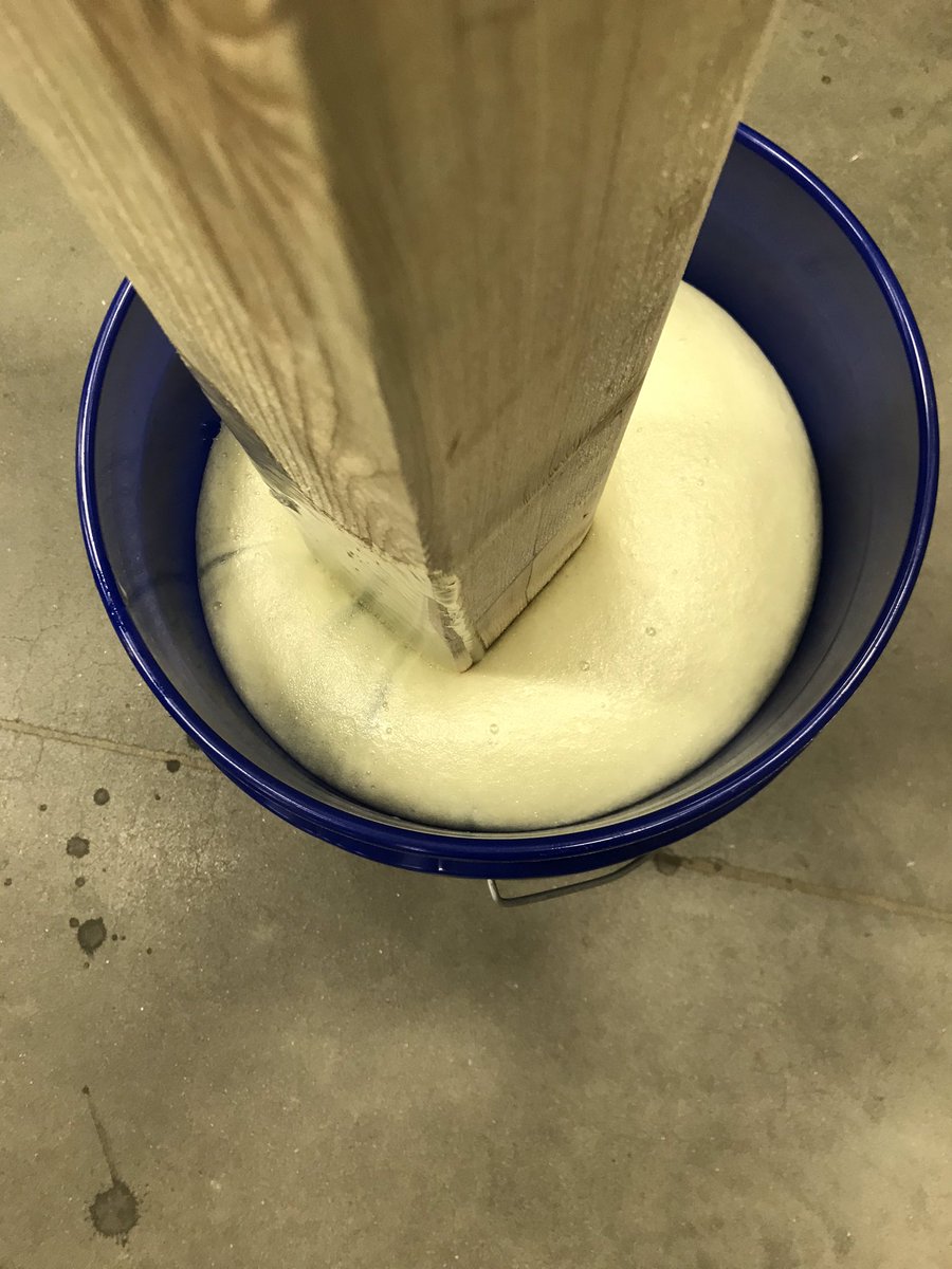 GaS1KAProRep's tweet photo. Thanks to @Lowes 2969 in Loganville, Ga for taking time to get a pk on #SikaPostFix this morning! Quick and easy and replaces two 50lb bags of concrete! Sets in minutes and cured within 2 hrs!! Find it at your local Lowe’s today! #SikaProSelect #LowesForPros https://t.co/8fuzBIcZP2