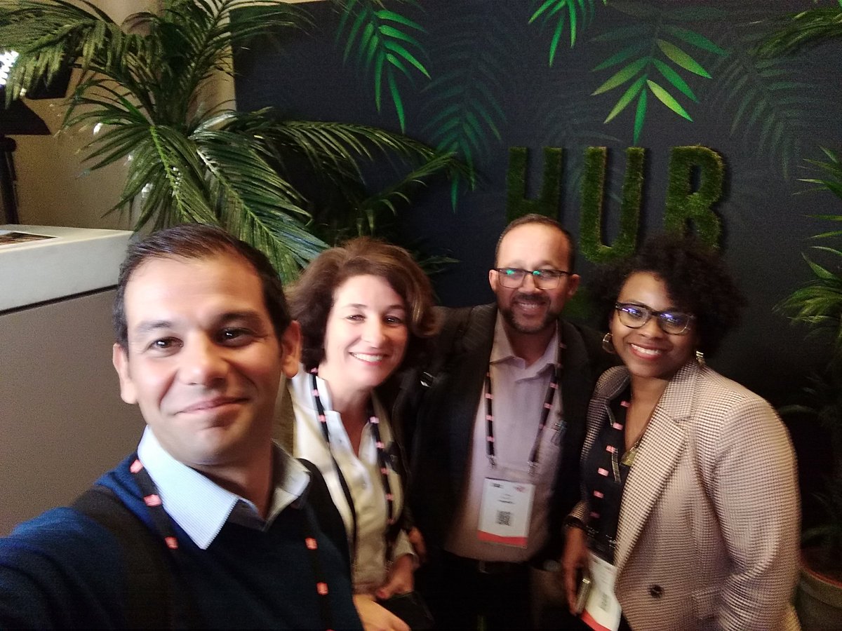 iharkouken's tweet photo. Quand le Réel ratrape le virtuel 🤩
Ravi de vous avoir connu In Real Life after Twitter @mezhoudsa @EustacheMence  avec @khelifatid
Au @hubforum paris https://t.co/0AR0yfv4Br