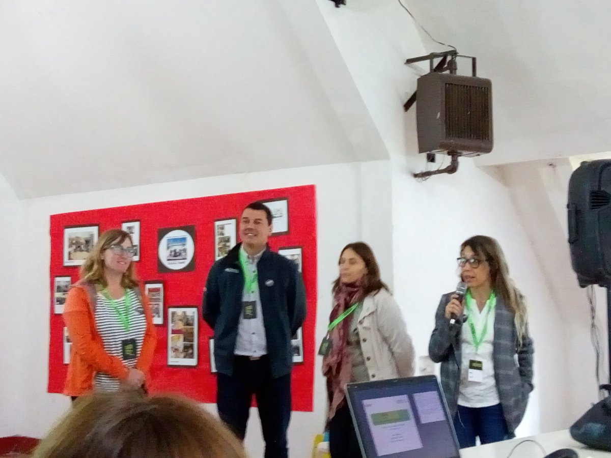 CiieDaireaux's tweet photo. Ahora en la Presentación de Experiencias de DFC Cristina Montero, Natalia Barrutia, Lucas Olhasso y Lorena Ayala "Viceversa" Excelente propuesta. @VicZorraquin @BaheDfc https://t.co/YJZw05zlmA