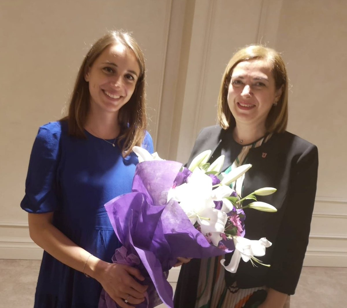 Kurumsal İletişim Müdürümüz <a href="/MelisHemdil/">Melis Tüzmen</a> 'i 21 Ekim Pazartesi günü Doğum İznine sevgiyle uğurluyoruz. Kurumsal İlişkiler ekibi olarak Melis'in bebeğini sağlıkla kucağına almasını diliyoruz💜 #UgurluOlmak <a href="/nevzatkulaber/">Nevzat Kulaberoğlu</a>