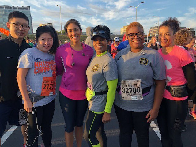 MarylandNursing's tweet photo. 🏃🏾‍♀️ 🏃 Go #NurseAnesthesia students, go! Over the weekend, 15 students ran the Army Ten Miler in Washington, D.C., alongside Jacqueline Mitchell, MS, CRNA, director of clinical education. Here they are at the race and back at #UMSON with their finisher’s coin. https://t.co/7ABtNUswGn