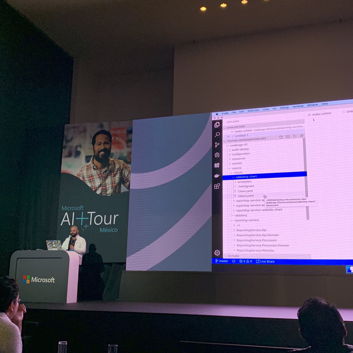 JuanJoseVelez's tweet image. Hora del demo #ShowMeTheCode #MSAITour
