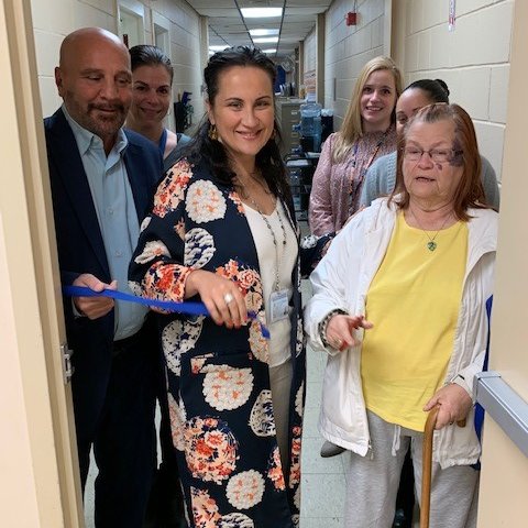 HealthyAgingRI's tweet image. This AM we kicked-off @MedicareGov #OpenEnrollment (10/15-12/7) &amp;amp; met Diane who updated her plan at Tri-County Community Center. 

All over RI, volunteers and coordinators are ready to help you find the #rightcoverage at the #rightcost

Call The POINT at 462-4444 to learn more