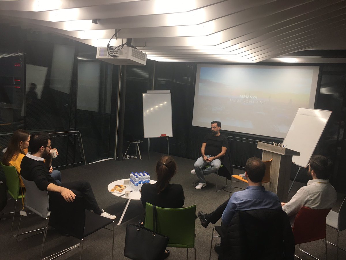 Fintech10TR's tweet photo. Bugün Fintech10 katılımcıları iyzico Kurucu Ortağı ve Genel Müdürü Tahsin Isın ile birlikte iyzipark’ta.
@isin26 
#fintech10 #fintech #fintek #istanbulfintekmerkezi https://t.co/pwHgPG6y9Y