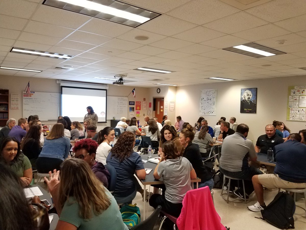 Thankful for the leadership of our Equity Team. <a href="/wkmills22/">LINEA SUPPORT</a> noted "being cultural responsive isn't just a checklist. It's what you're about." #1LISD