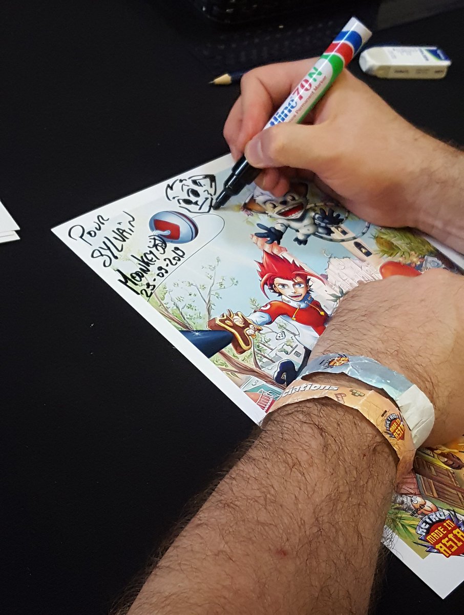 Moonkeypro's tweet photo. Week-end intense et heureux. Vos sourire, votre joie visible nous ont touché. Merci au public de la #retromadeinasia2019 vous avez été géniaux!
#manga https://t.co/KrKvEhgEcy