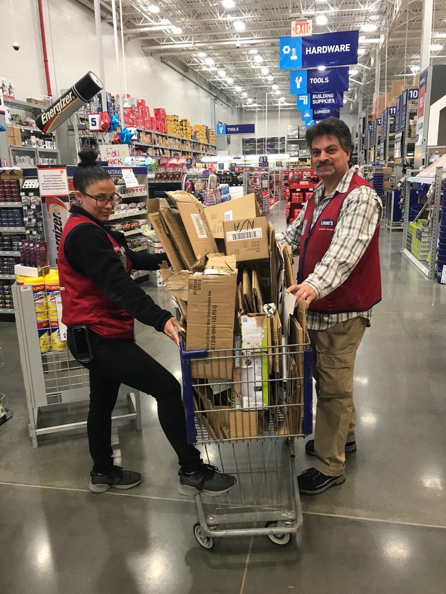 Fishon2612's tweet photo. Keeping it clean and safe while completing the #cardboardchallenge #riverhead #nicejobguys #getitdown @AntN2921 @rysmith2921 @JoeBuffaLowes @deirvine2 @Legler1363 @l_abbatecola @TweetUsR30 @LowesSafe https://t.co/1ZtnnBoUwe
