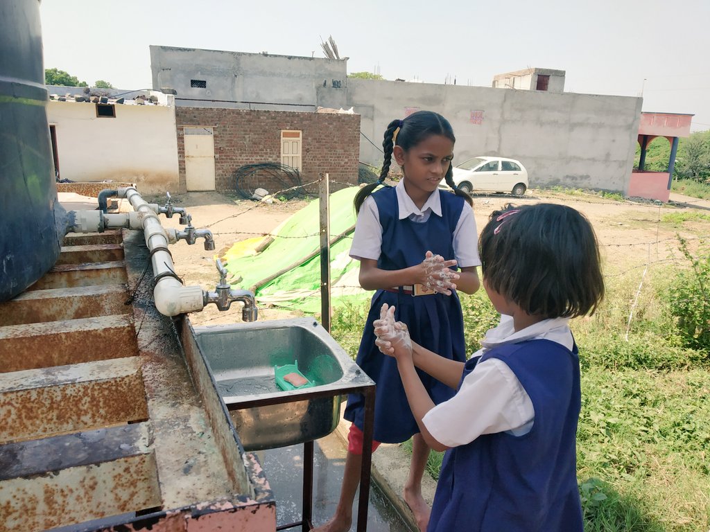 BarwaniWcd's tweet photo. On the occasion of Global hand wishing day given an orientation to children the importance of hygien and it process of hand washing steps.
@SPreraks @tini_tatatrusts #poshanabhiyaan #suposhitMP https://t.co/95QQsywZOV