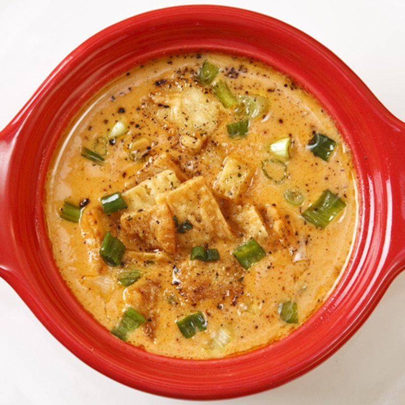 The days are getting shorter, the wind’s a little cooler, luckily the time’s perfect for cozying up with a warm serving of crab bisque.

Crab Bisque: served with scallions, crème fraiche, crab meat &amp; parmesan garlic croutons.