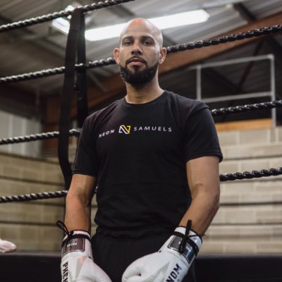 NeonSamuels's tweet image. #NewProfilePic