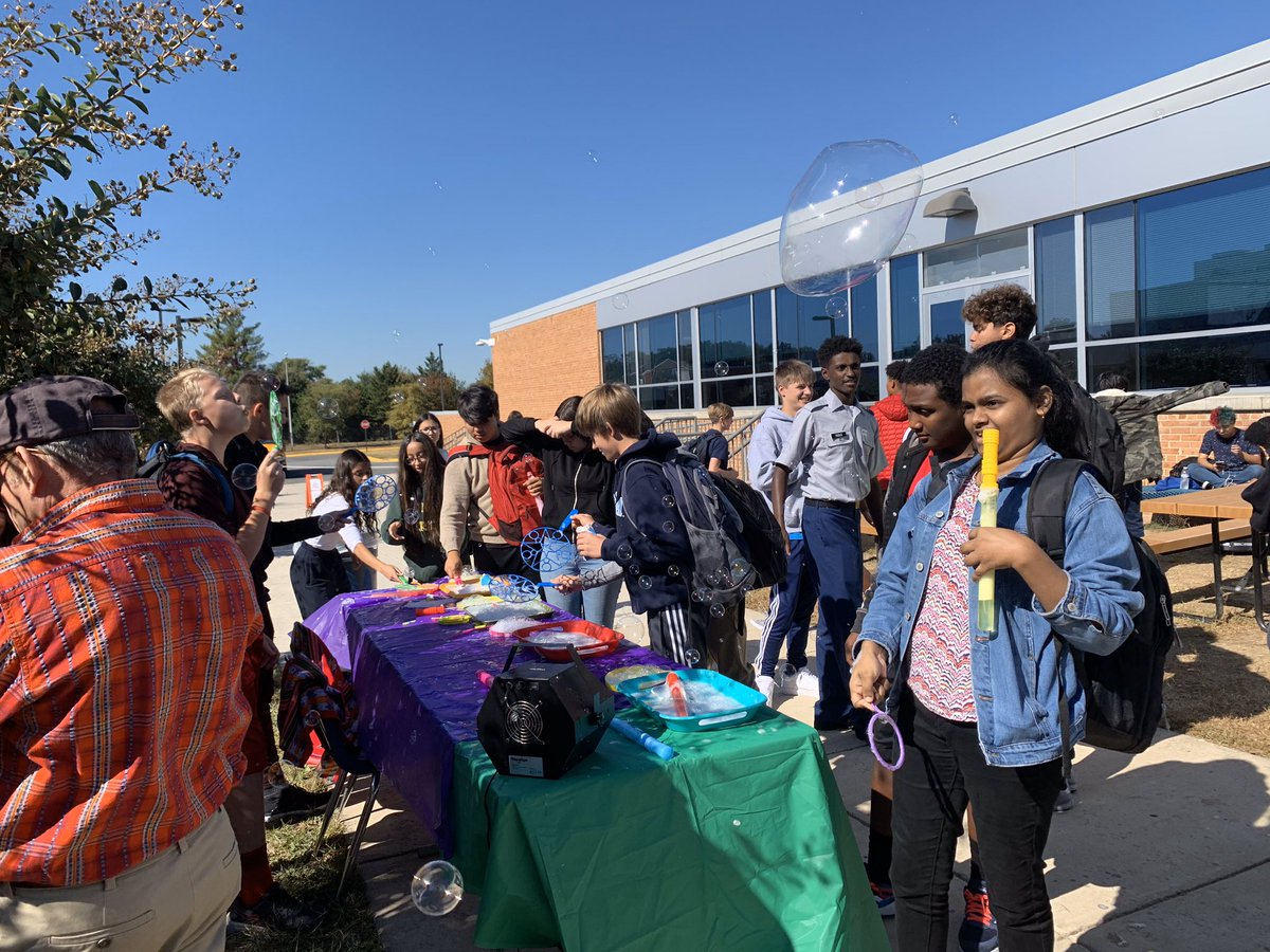 Wellness Week is off to a great start! Bubbles, Make-Your-Own-Totes and Why Care? banner signing💛 #ourmindsmatter