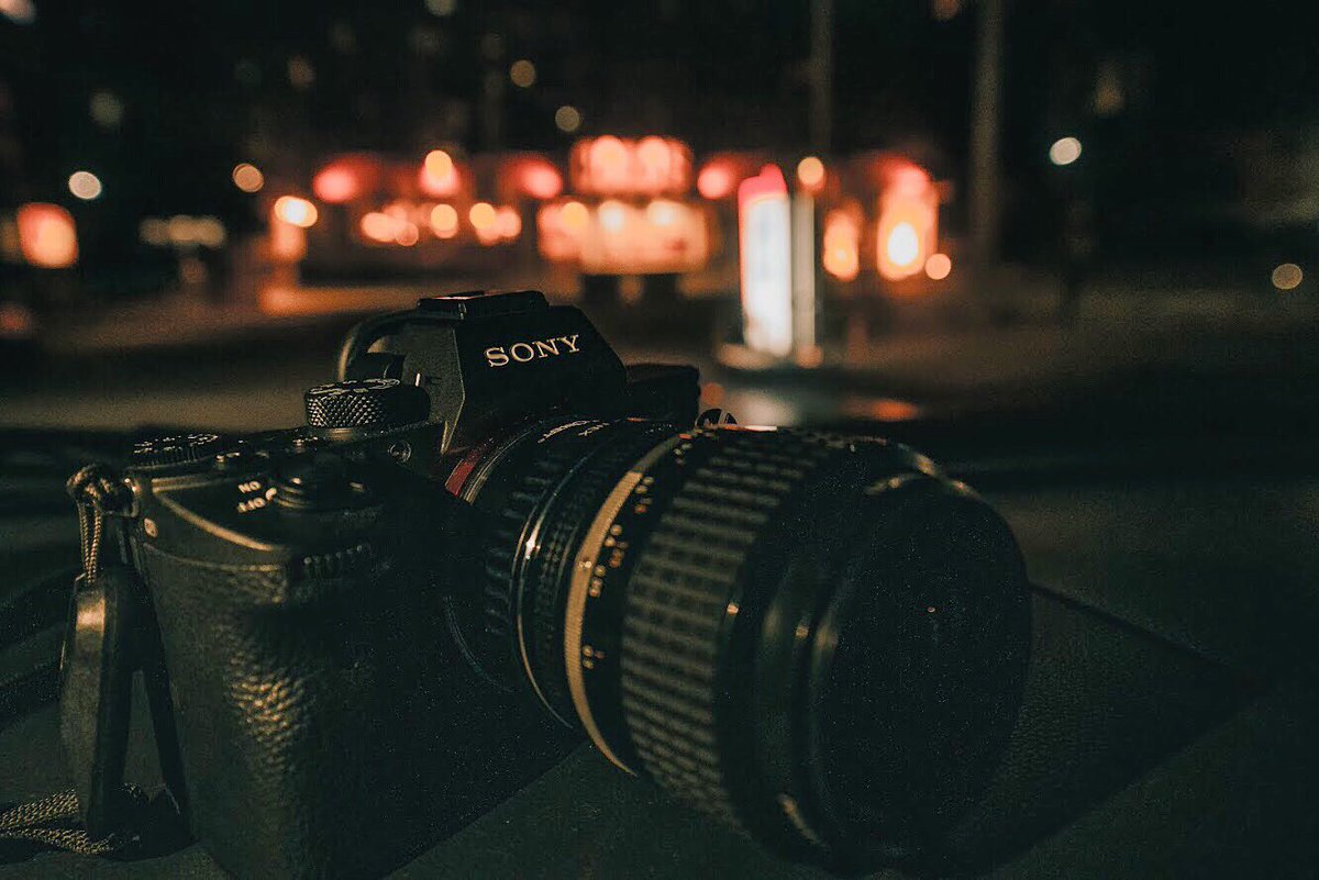 hirotokawagoe's tweet photo. My Favorite Private Equipment
SONY a7β
’ + K&F Concept KF-NFE2 + Nikon 35mm f1.4 Nikkor AI
β
#mygear #myfavorite #myphotogear #manualfocus #manuallens #nikon #nikkor #nikon35mm #sonyalpha #a7iii #lensadapter #photoofthenight #bokeh #γγγ₯γ’γ«γ¬γ³γΊ #γγγ₯γ’γ«γγ©γΌγ«γΉ #εζ΄» https://t.co/ODc8geVF9n