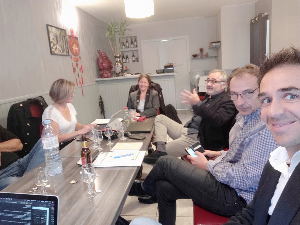 simonbretin's tweet photo. Le midi à Toulouse pour le #SNtour dans les prestigieux locaux de @CCI31 avec @syntecnumerique
Le soir à Rodez pour le bureau et #AperoDigitalas de @AssoSisMiC dans un cadre plus convivial.
Du national au local... @Digital113_ au cœur du #Numerique !!! https://t.co/8Udtr0Hxo1