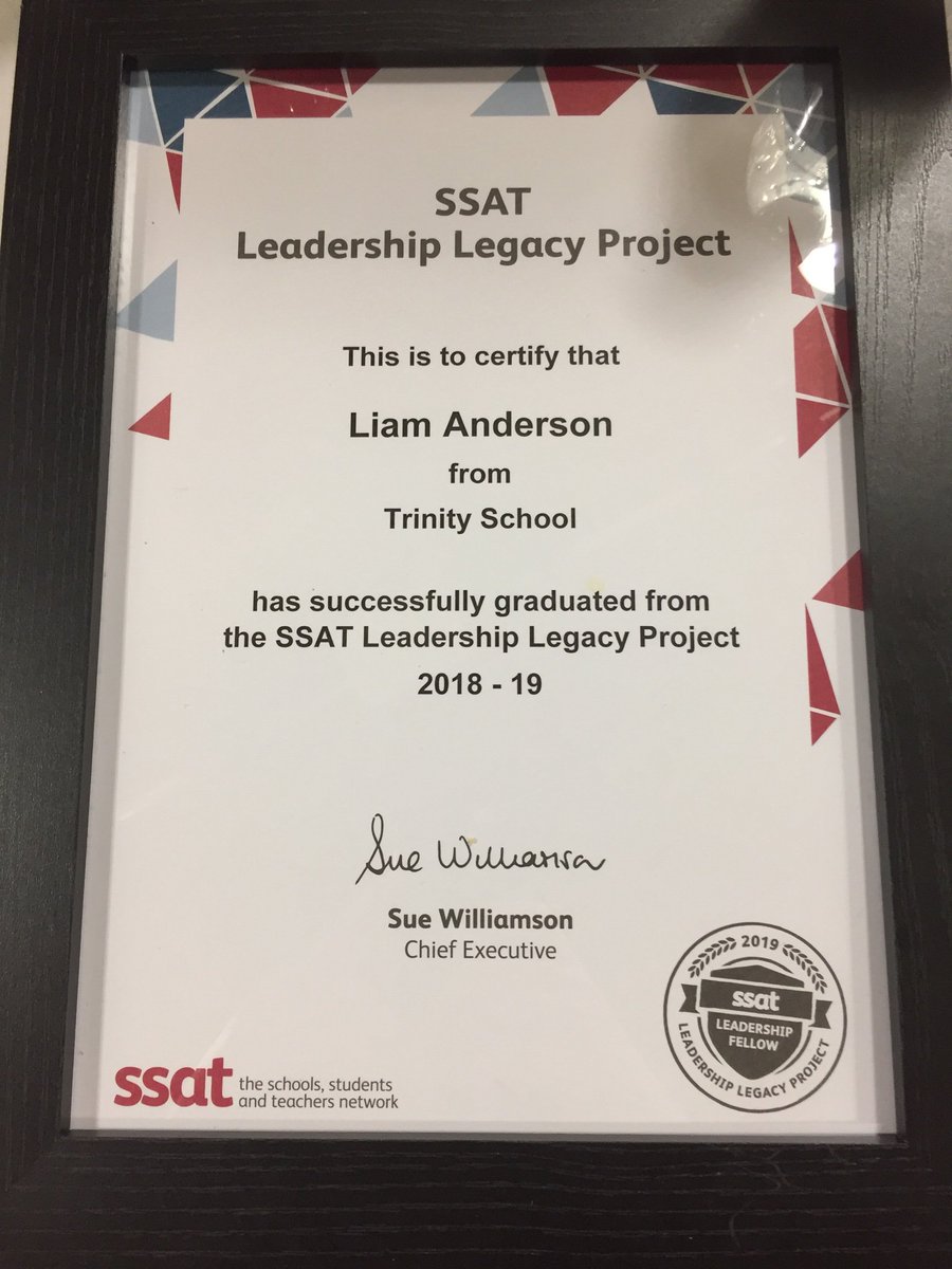 LiamTAnderson's tweet photo. Officially graduated! ๐๐ An excellent day - great to see other leadership fellows again and hear from lots of fantastic speakers. Thank you @ssat #SSATLLP2018 @TrinityNewbury https://t.co/w6gmYsQUjt