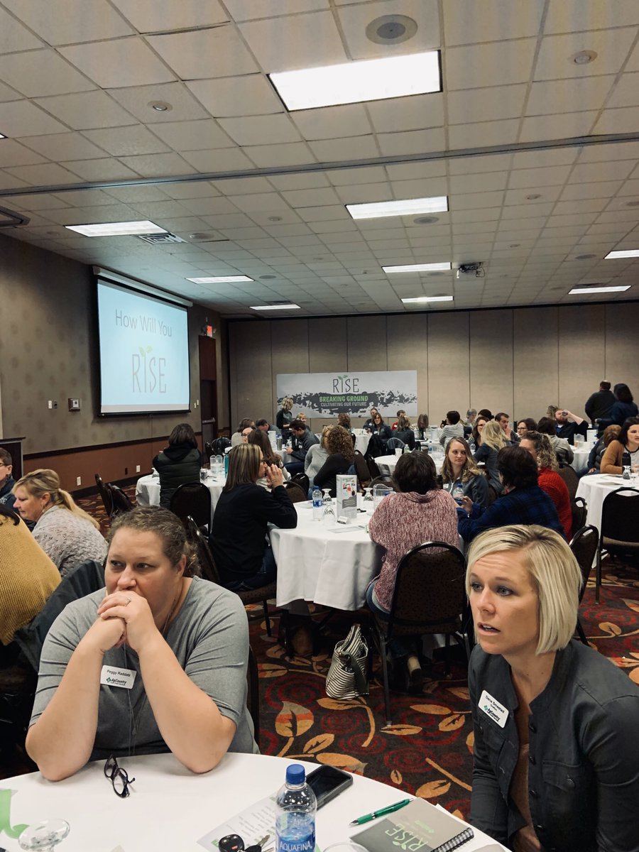 AgCArlene's tweet image. Day two of our RISE event and we just heard speaker “Aaron Thomas”!  Absolutely amazing! I can’t thank AgCountry enough for allowing me to be a part of such a great event, great company and great group of coworkers, I am blessed!  #AgCRISE  #AgCProud  #AgCISTheBest