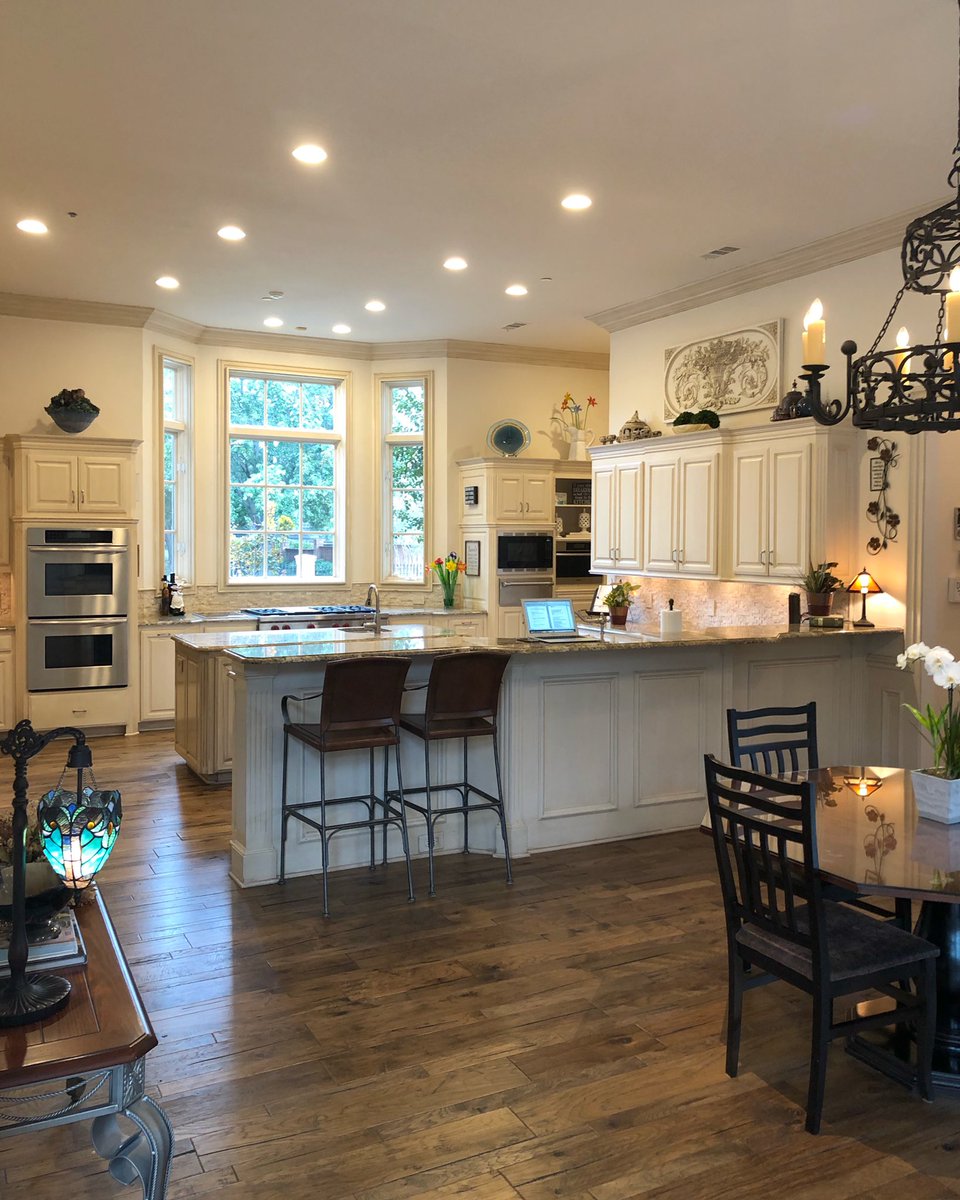 benwegmann's tweet image. Big family house goals &amp;gt;