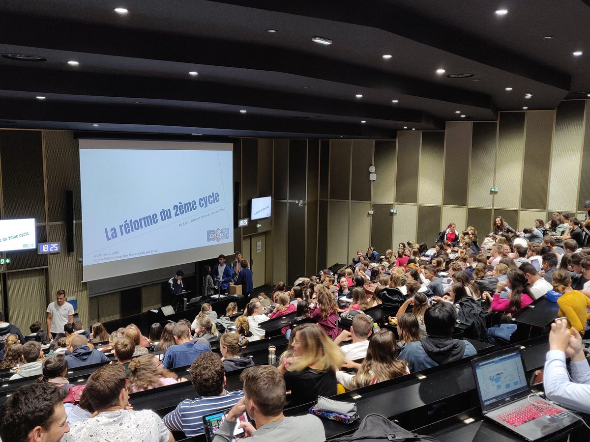 Présente à l'#AG de présentation de la #R2C à Clermont-Ferrand avec @Sebastien_ANEMF
Au programme : historique de la R2C,  explications, enjeux de la réforme et avancées locales 💪🏼