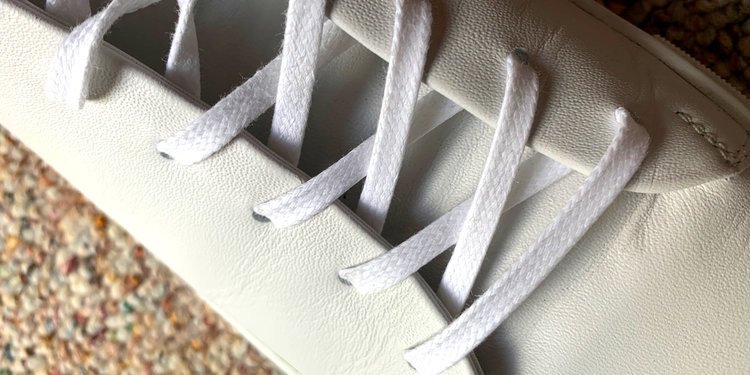 *NEW POST*

The super sleek white sneaker you need in your wardrobe: thepeaklapel.com/home/2019/10/1…

We think this is the best value in white leather sneakers out there! The sleekest, too!