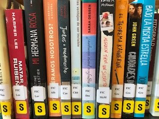 Stop by the library to check out our new books in Spanish!
#librarylife #booksinSpanish #OmahaSouthLibrary