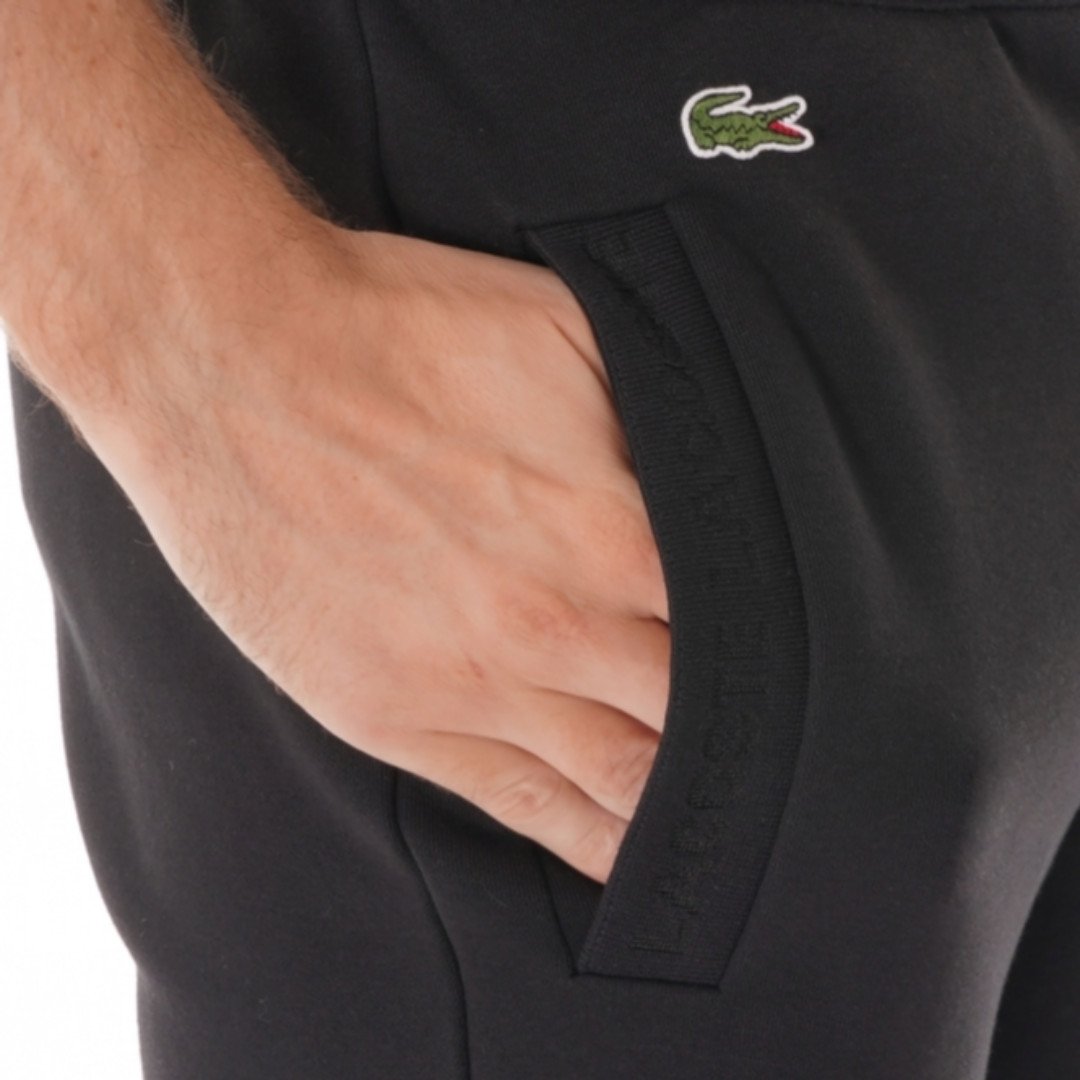 Dandy_Fellow's tweet image. Stylish and comfortable - shop the newest arrival Lacoste Track Pants online at 
ow.ly/k52n50wzBI9
#DandyFellow #menswear #Lacoste