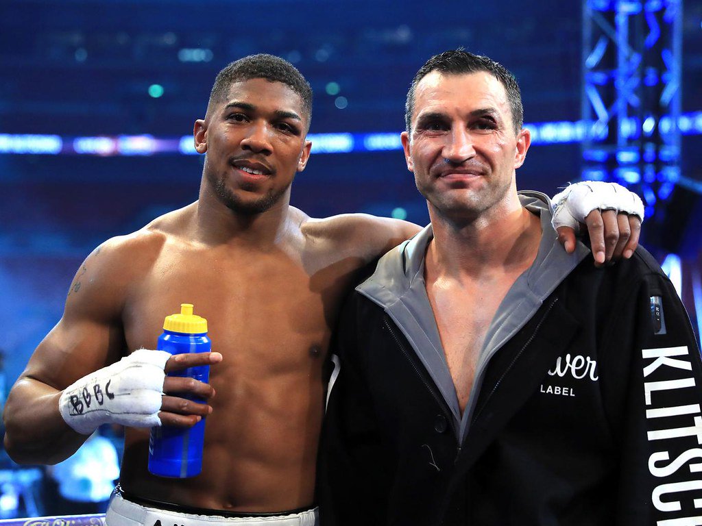   23 fights  22 wins  21 wins by KO  Olympic gold medallist 

Happy 30th birthday, Anthony Joshua. 