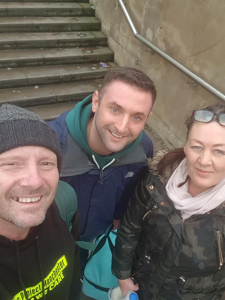 HPManchester's tweet image. Homeless Project Manchester was out about town today ..gave out Sausage Muffins , Egg mayo &amp;amp; Ham sandwiches, crisps, biscuits, chocs, sweet parcels, fruit, cup a soups, hot &amp;amp; cold drinks, clothes, Sleeping bags, boxers, socks &amp;amp; a few other bits