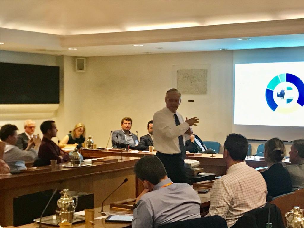 Presenting to ⁦⁦<a href="/NuffieldInt/">Nuffield International Farming Scholars</a>⁩ farmers <a href="/FAO/">Food and Agriculture Organization</a> about the climate challenges and transitions #CFS46 ⁦<a href="/RaboFoodAgri/">Rabobank F&A</a>⁩