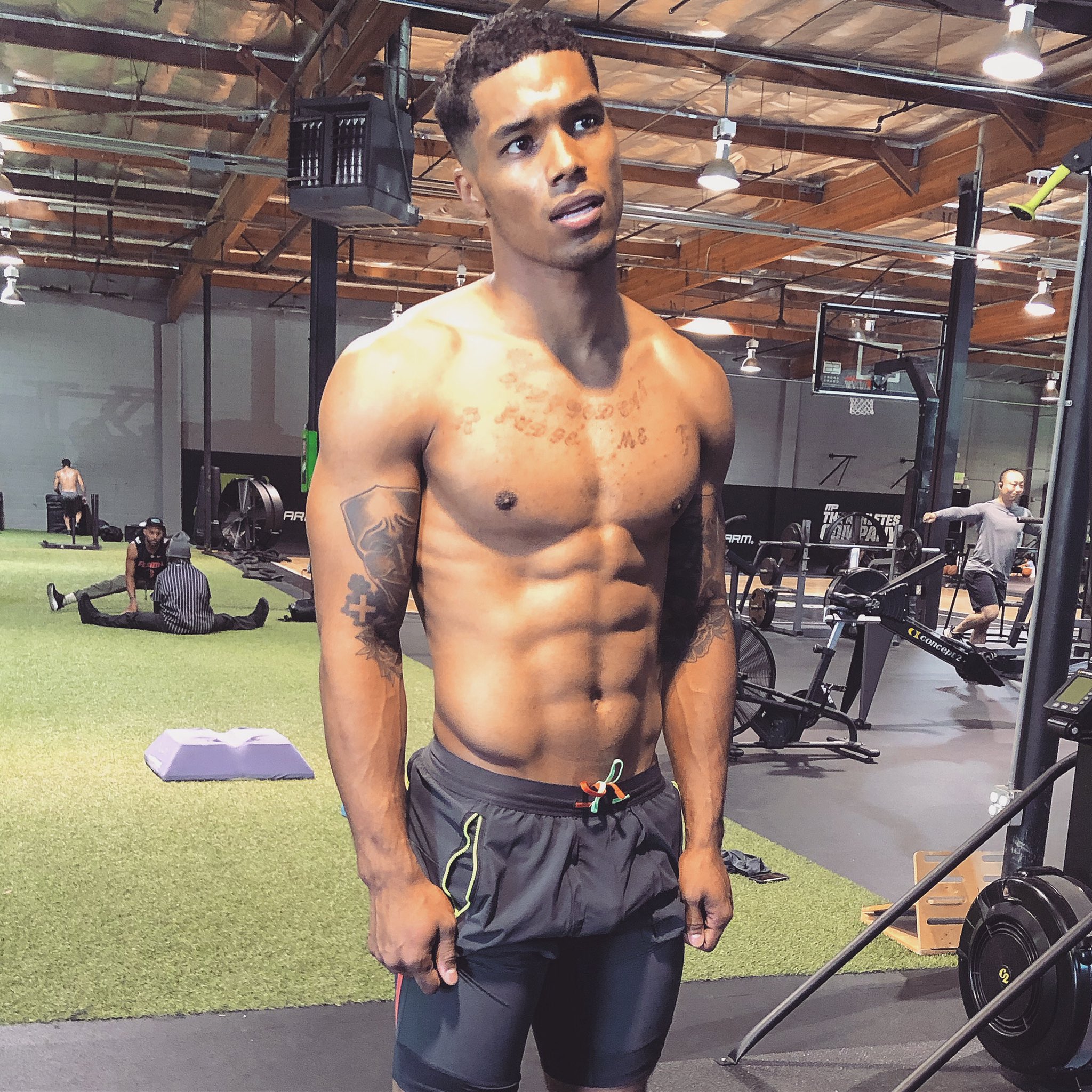 Rome Flynn on Twitter.