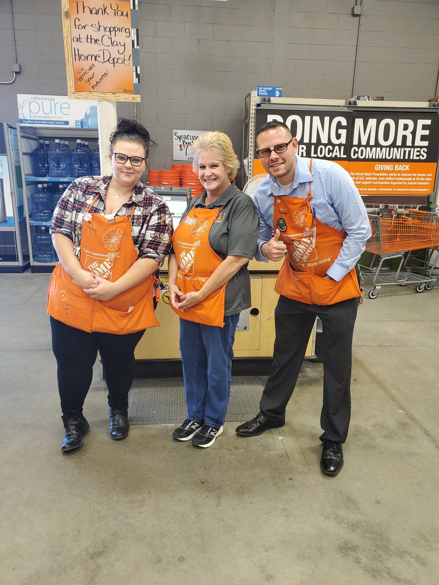 Continuing to celebrate cashier appreciation month with nerd day!! Thank you Dawn and Holly for all that you do to drive our success!! @THD_Mtn_Jumper <a href="/ChrisBosco12/">Chris Bosco</a> <a href="/zebdever/">zebdever</a> <a href="/THDMontana/">Chris Montana</a> @NYwinediva