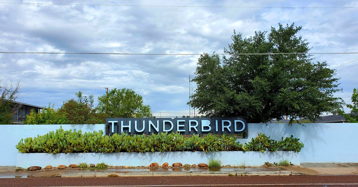TexanaSprayFoam's tweet photo. Thunderbird in Marfa...
#thunderbird #thunderbirdmarfa #capri #chinati #chinatifoundation #chinatiweekend #chinatimarfa #chinatiart #art #gems #rocks #Marfa #MarfaTx #MarfaTexas #visitmarfa #visitmarfatx #visitmarfatexas #marfaart #marfaarts #pradamarfa #visitbigbend #BigBend https://t.co/EcUzeWOmQK