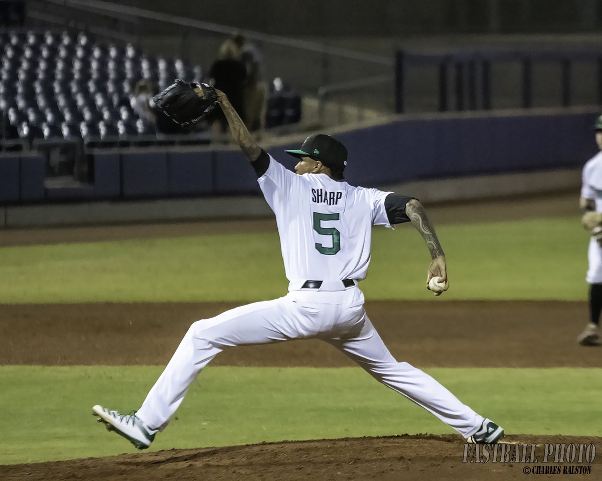 fastballphoto's tweet photo. Sterling Sharp - 5.0 IP, 1 H, 5 SO, 3 BB
#milb #minorleague #mlb #arizonafallleague #baseball #pitcher #americaspastime #art #photography #photosofinstagram #baseballplayer #professionalballplayer #surprisesaguaros #fallleague #fallbaseball #sterlingsharp #washingtonnationals https://t.co/aBewJ39Nqe