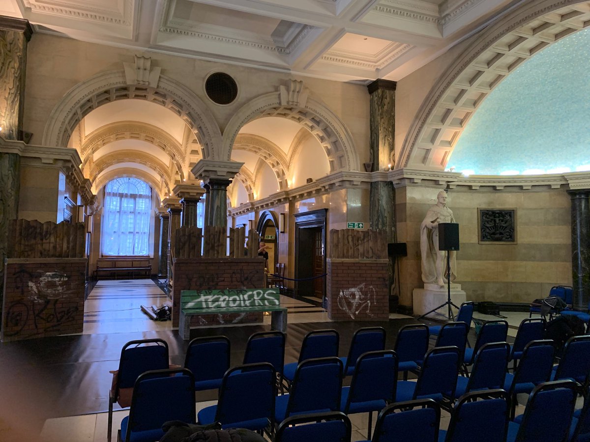 bushraahmed_wcv's tweet photo. @HackneyQuest @TerriersTour @RoyalCourtLiv What an emotional evening! so powerful and the magnificent location made it even more poignant. Fantastic turnout for a tuesday night and the audience was just as struck by the power of these plays as I have been. 
Tomorrow #CITYHALL #terrierstour
Still time to see it  (DM me) https://t.co/qyj24R2JVy