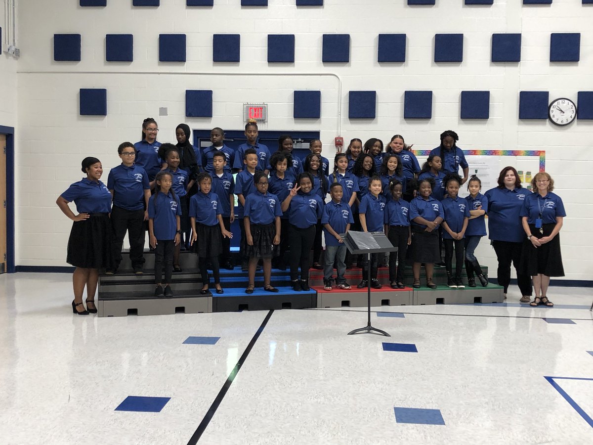 ThinkBigSpace's tweet photo. What an amazing job with the @RiverOaksPWCS choir!  Thank you to Ms. Cunningham, Ms. B. Hurd and Ms. Jorgensen. https://t.co/eh3lUY6vhq