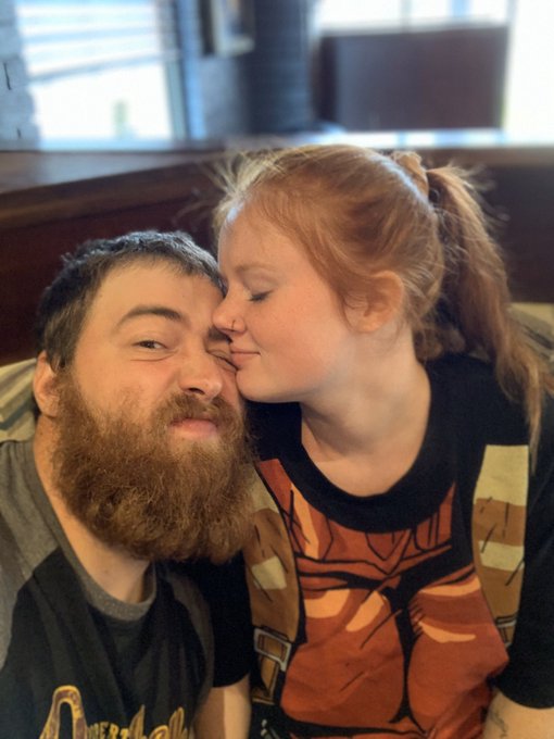 Making our return tonight 9pm eastern time. Come check out our stream ginger_n_the_beast on @chaturbate<a href="/tag/pregnantpornstar"class="tags"><span>#pregnantpornstar</span></a>