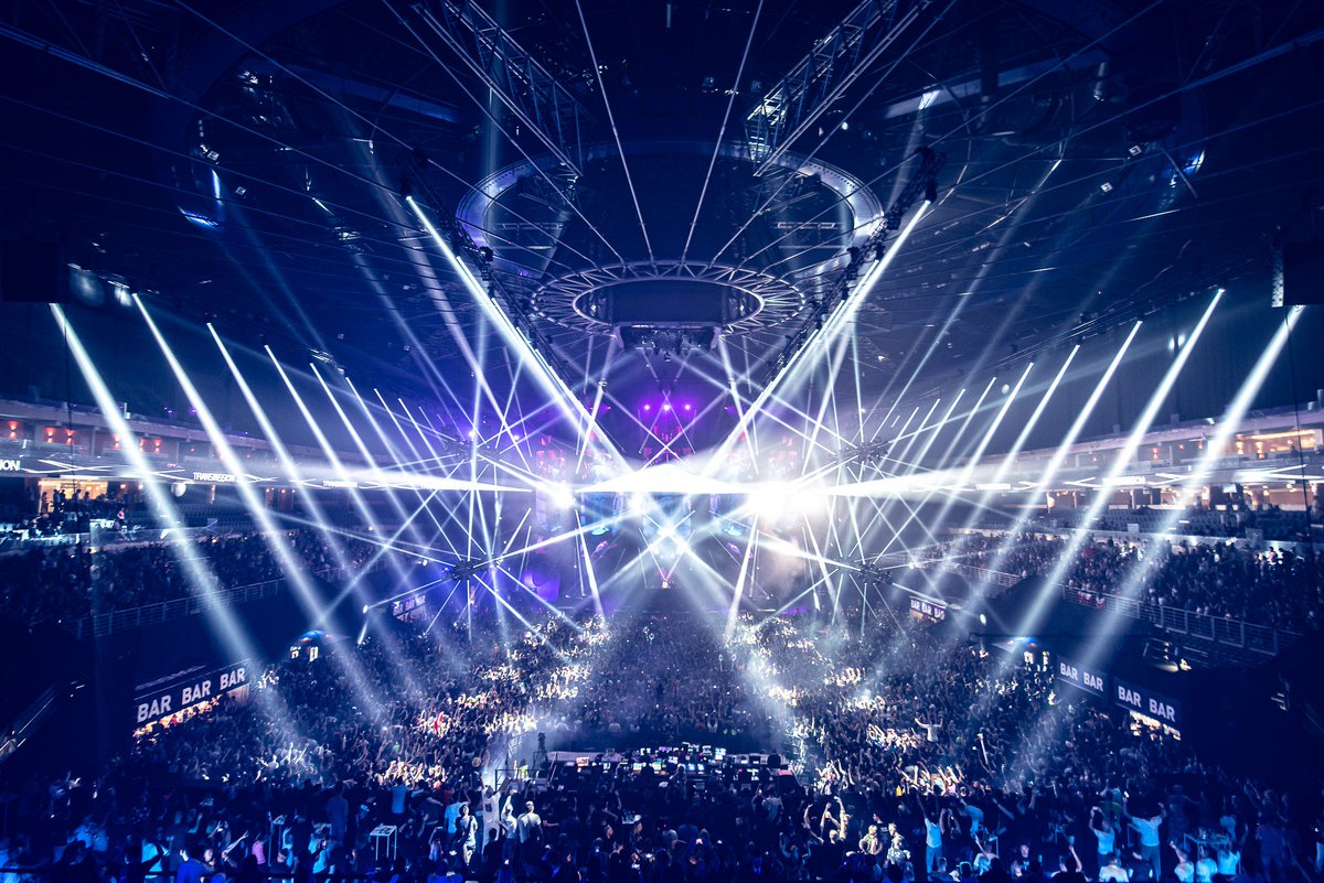 cosmicgate's tweet photo. Thank you @TransmissionPRG , this was very special!! ππΌ#tmprg #transmission https://t.co/kTnazzUZIp