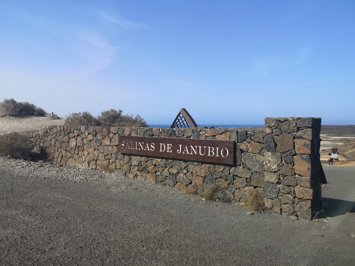 driveando's tweet photo. Lanzarote hidden places with Driveando https://t.co/HjEYa88dPr