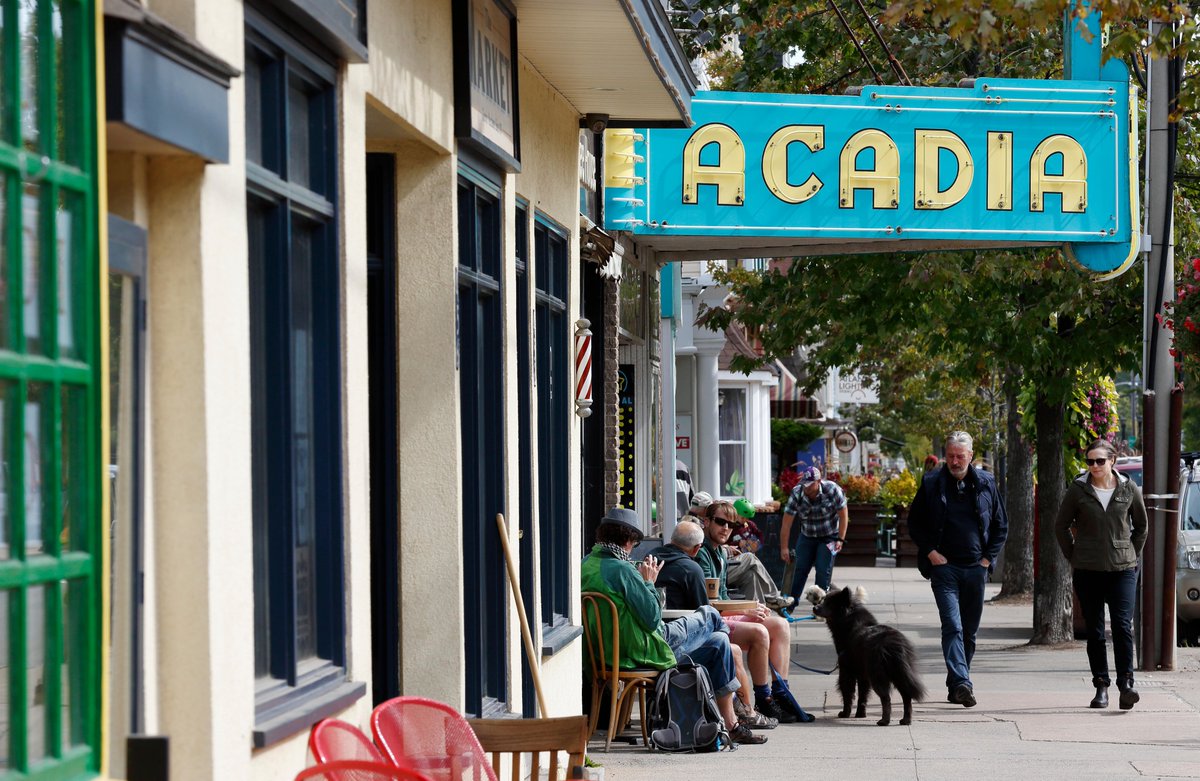 Wolfville, Nova Scotia is a hidden gem perched on the Bay of Fundy. Surrounded by wineries and orchards, the lively home to <a href="/AcadiaU/">Acadia University</a>, and ancestral home of the Acadian people, is one of the hippest small towns in the Maritimes. #TravelTuesday 🐺