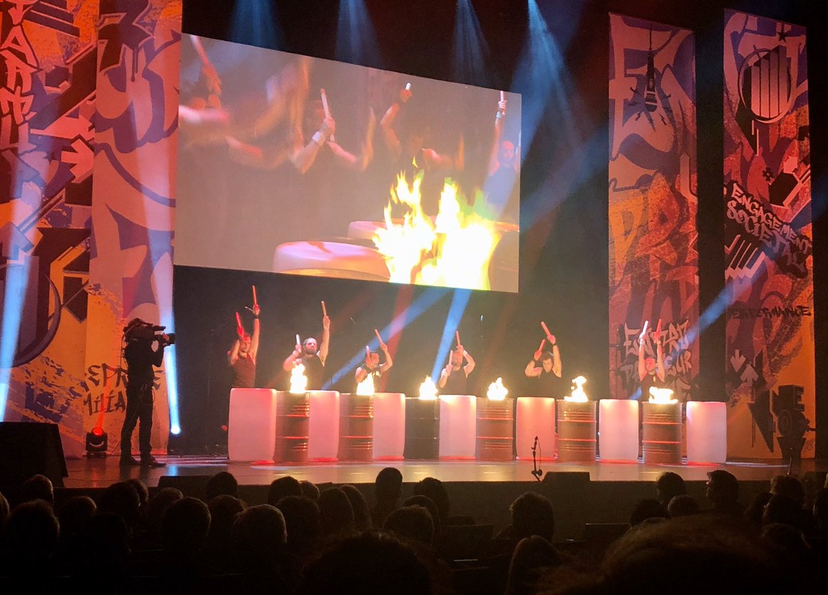 Lancement festif de la soirée du Prix <a href="/EYFrance/">EY France</a> de l’Entrepreneur de l’année à la <a href="/sallepleyel/">Salle Pleyel</a>. #EOYFR