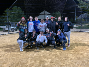 NIURecreation's tweet photo. Congrats to Phi Psi A, our IM Softball Greek/Open Champion!
#lowqualitypic #highqualityteam #intramuralchampion #NIU https://t.co/fNWnow81To