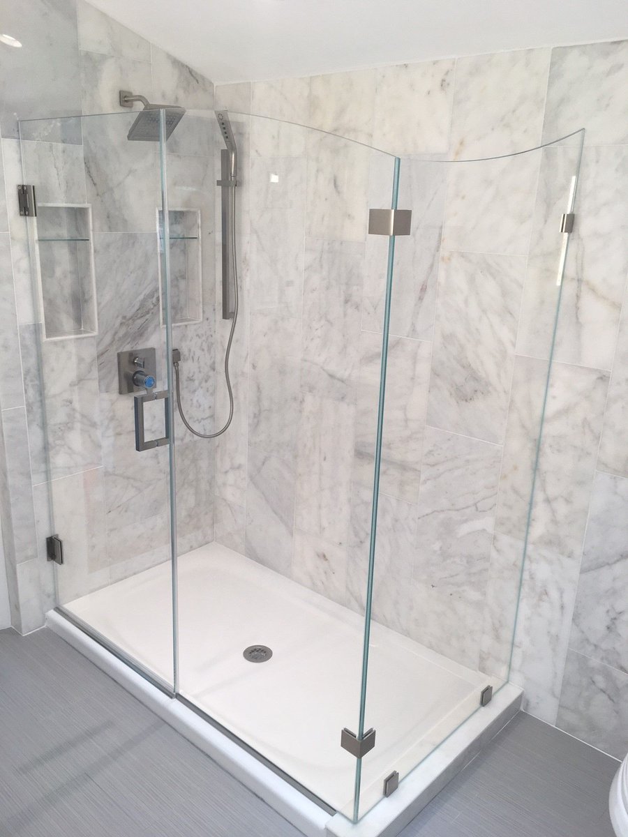 DullesGlass's tweet photo. Another beautiful shower enclosure submitted to us by one of our very own customers!   😊😊 Think your shower looks amazing? We would love to see it!

https://t.co/ZHfTVEeHxW
•
•
•
•
#dullesglass #glassshower #bathroomdesign #homedecor #showerdesign #customglass #glassdesign https://t.co/YdqJ7LSwHz