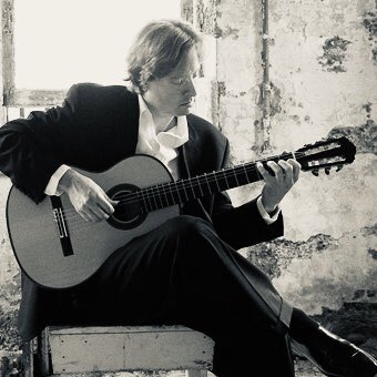 Our Fall season continues with <a href="/JasonVieaux/">Jason Vieaux</a>’s Omni Recital on October 26th, 7:30pm at <a href="/HerbstTheatre/">HerbstTheatre</a>! Get your tickets here: omniconcerts.com/concert-calend…