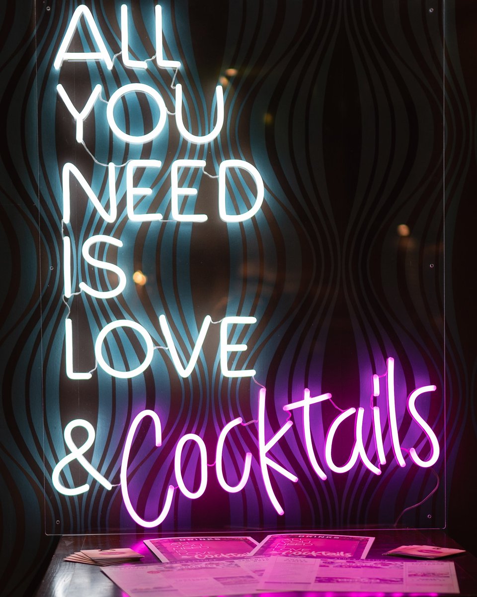 slug_richmond's tweet photo. With us it's always happy hour and we'd love to take care of your evening to be great #241cocktails #cocktails #allyouneedisloveandcocktails https://t.co/2jWRRQJiMC