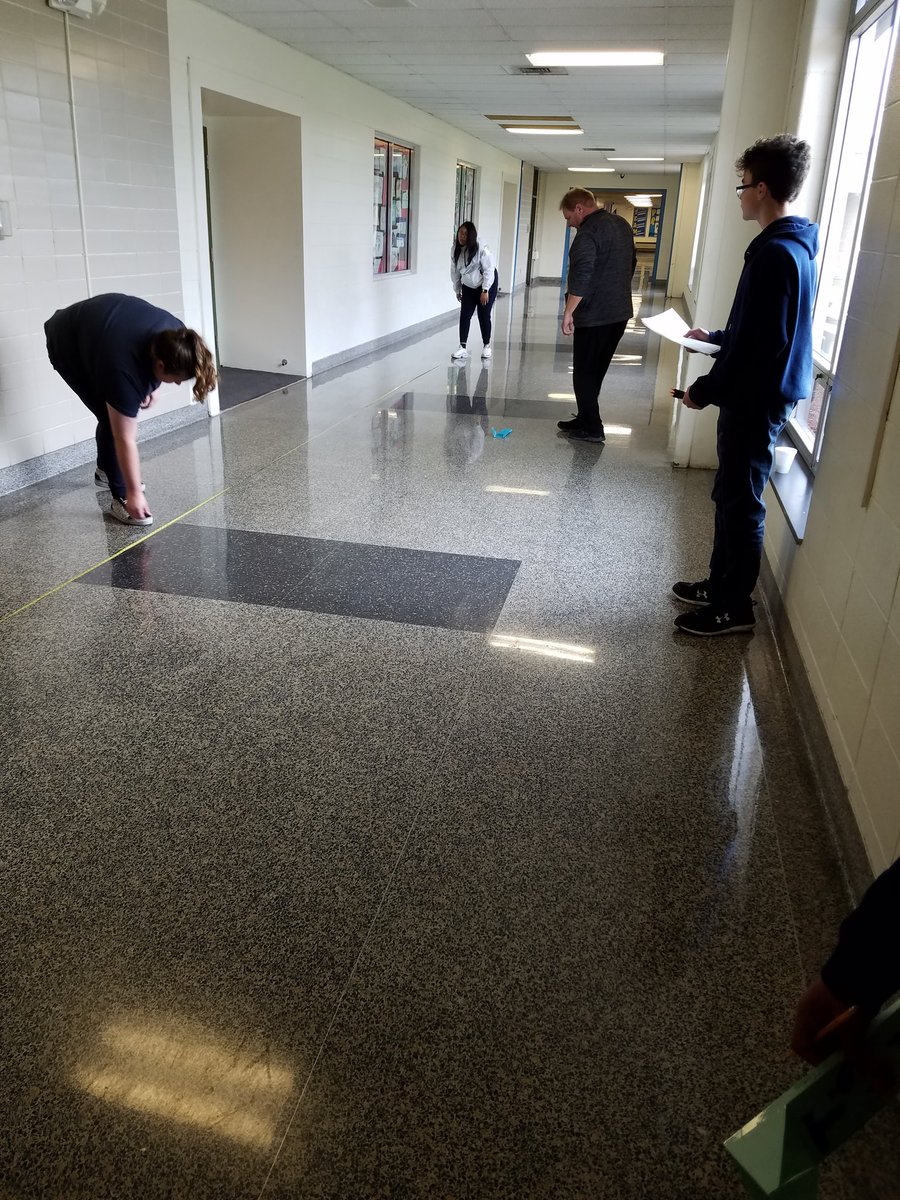 cmbisbee's tweet photo. Students at Scott Middle School are testing their air skimmers. #schk12 #scottms https://t.co/D8LKnJGZcU