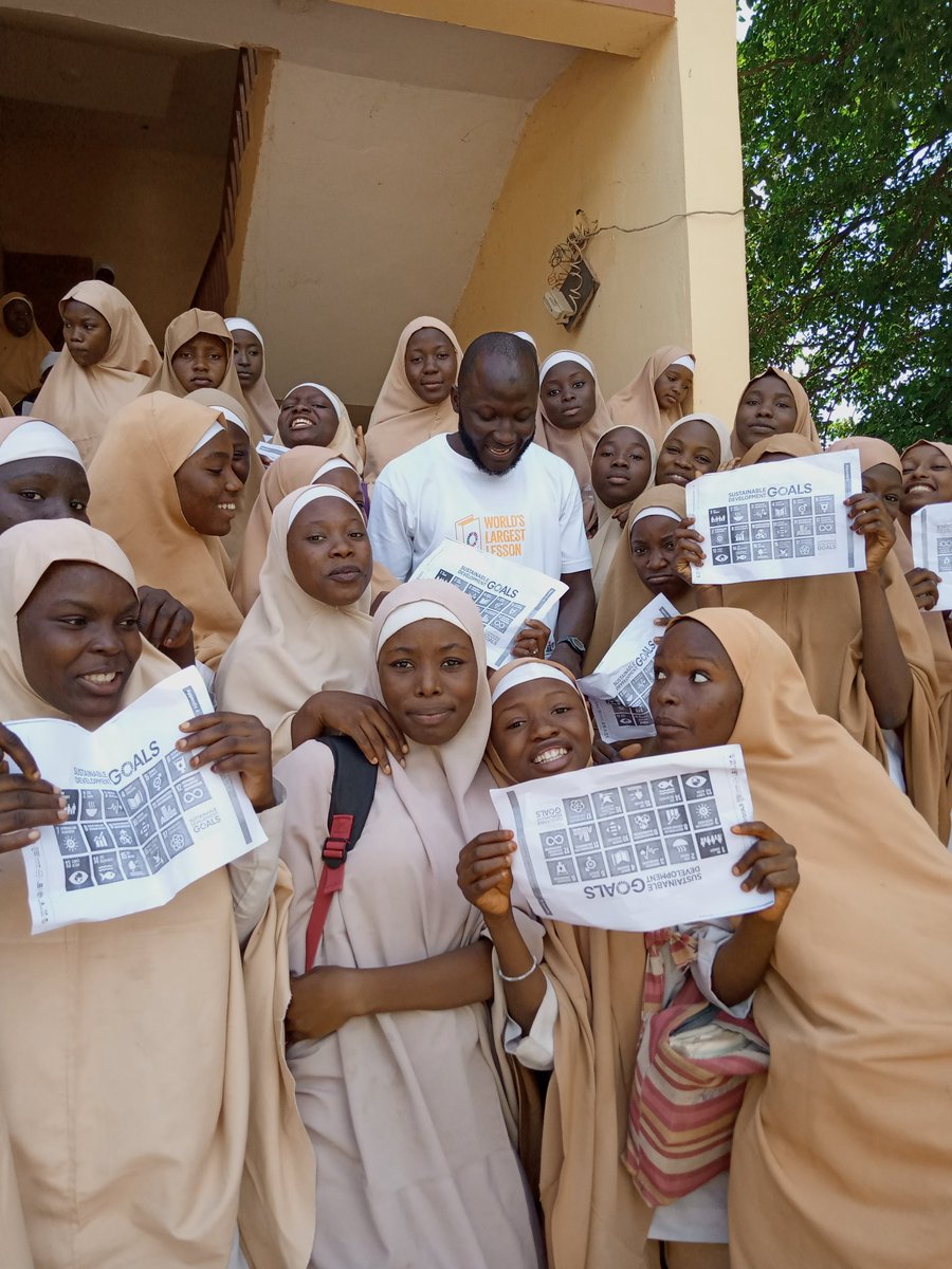 uthmanmk's tweet photo. We need to collectively make deliberate actions toward attaining the goals come 2030. I joined thousands today to activate the Nigeria's children for the #SDGs
@TheGlobalGoals @TeachSDGs #SDGActivation @TheWorldsLesson https://t.co/WxKtWh8osb