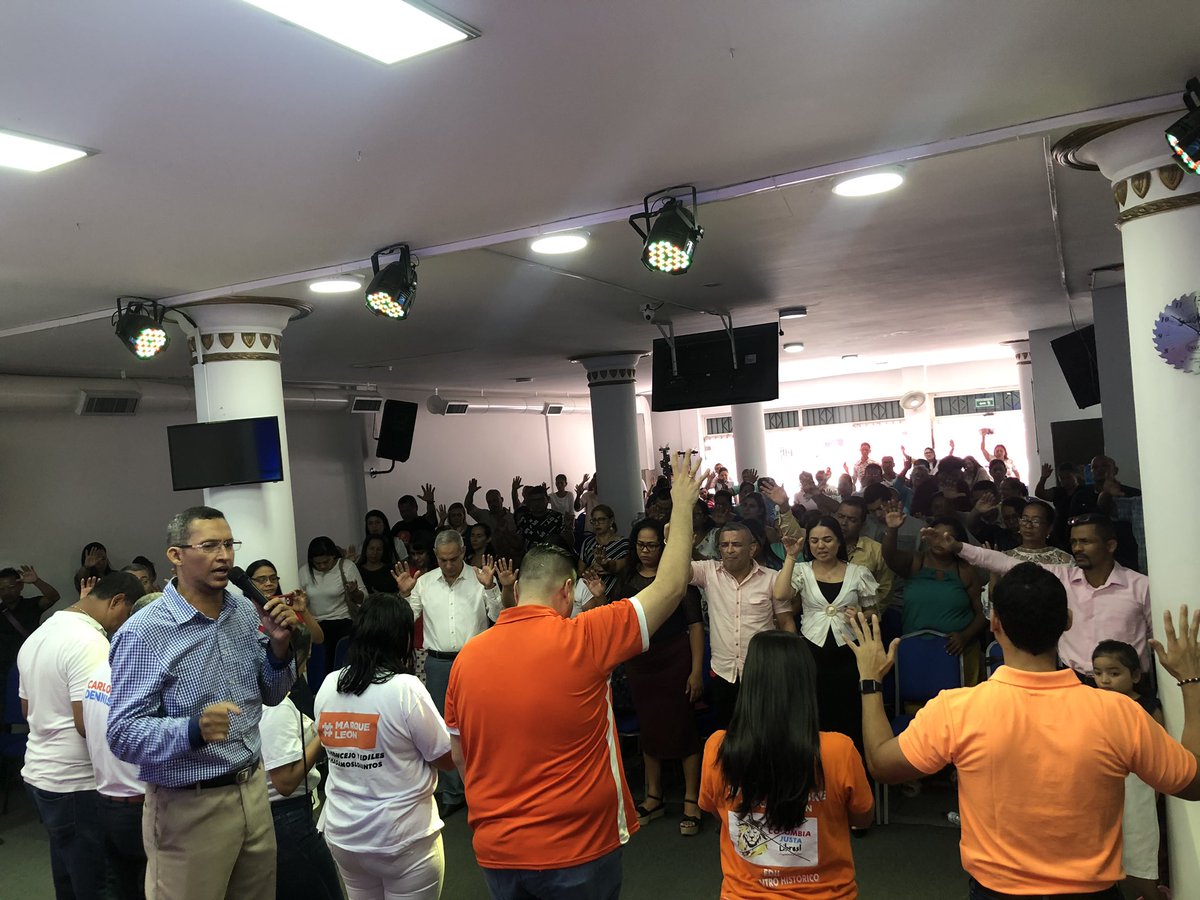 JonathanPorrasD's tweet photo. Fin de semana de mucho trabajo, búsqueda e intimidad con Dios, poderosa vigilia y ayuno con propósitos, de la mano de Dios venceremos, este 27 de octubre marca el logo de Colombia justa libres, recuerda no tenemos número, solo marca el leon. S. Mateo 6:33
#rugejovenes #marcaleon https://t.co/OG4EMKKf4B